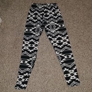 Aztec print leggings
